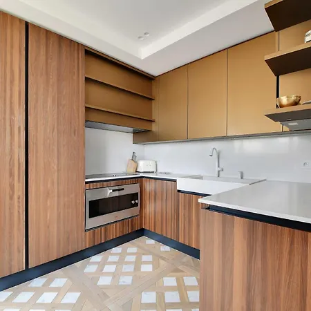 Luxurious With Balcony-3br-6p-champs-elysees Париж