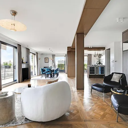 Апартаменты Luxurious With Balcony-3br-6p-champs-elysees *
