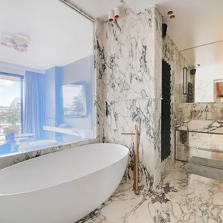 Luxurious With Balcony-3br-6p-champs-elysees Апартаменты