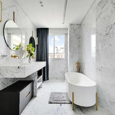 Apartment Luxurious With Balcony-3br-6p-champs-elysees